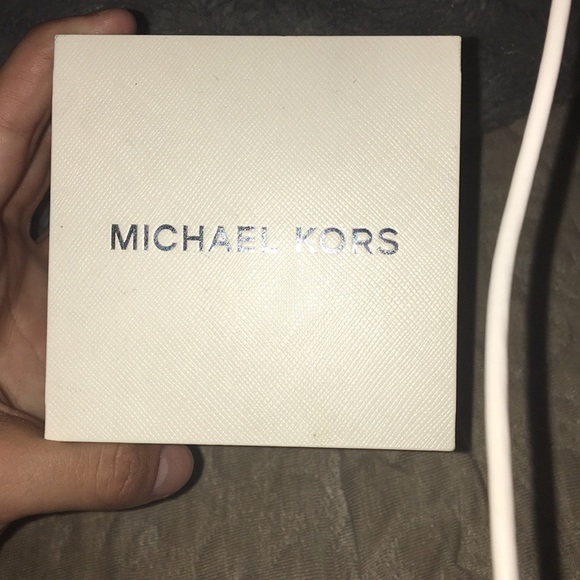 Michael kors watch - Picture 2 of 2
